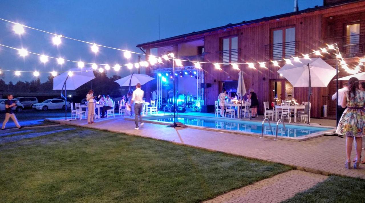Eden Resort Yasnogorodka  Esterno foto